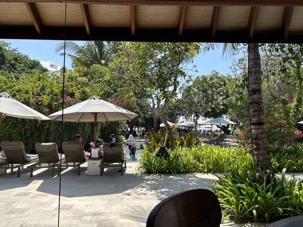 ハイアットリージェンシーバリの朝食会場からの眺め