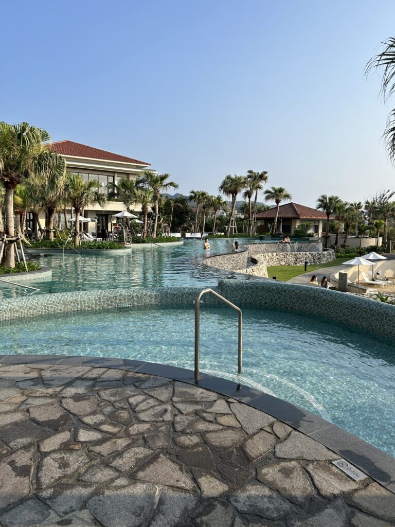 ハイアットリージェンシー沖縄のプール